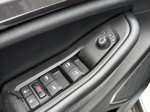 Used 2021 Jeep Grand Cherokee L Laredo image 18