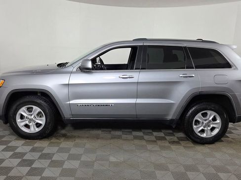 Used 2017 Jeep Grand Cherokee Laredo w/ Quick Order Package 23E AWD/4WD image 5
