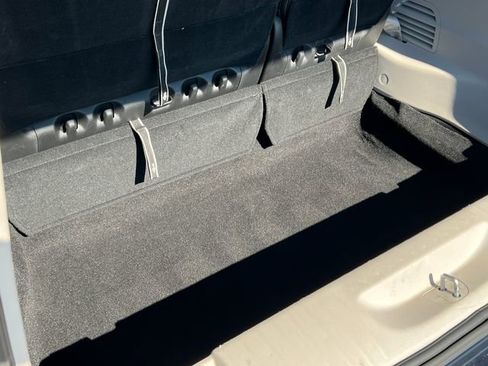 Used 2024 Chrysler Pacifica Touring-L FWD image 43