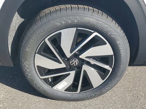 New 2026 Volkswagen Atlas SE FWD image 5