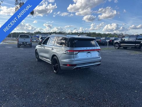 Used 2024 Lincoln Aviator Black Label w/ Jet Package image 3
