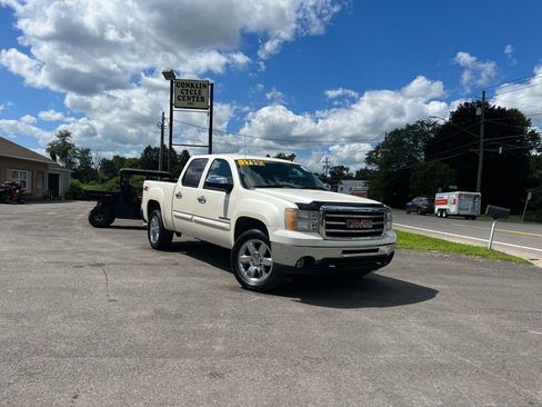 Used 2013 GMC Sierra 1500 SLT w/ SLT White Diamond Edition image 1