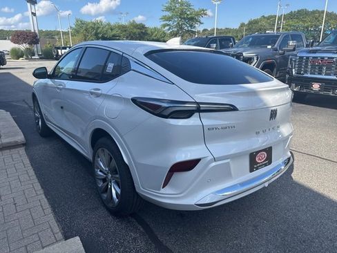 New 2025 Buick Envista Avenir image 7