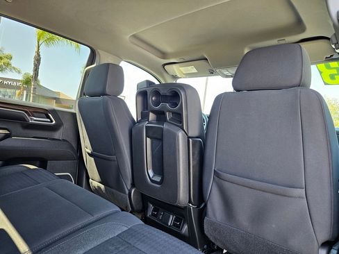 Used 2023 Chevrolet Silverado 1500 LT AWD/4WD image 16