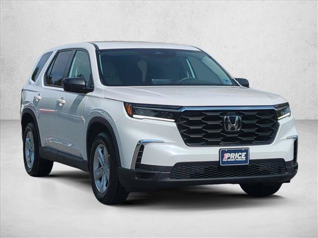 Certified 2023 Honda Pilot LX image 3