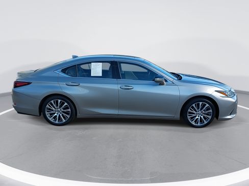 Used 2020 Lexus ES 350 w/ Premium Package image 4