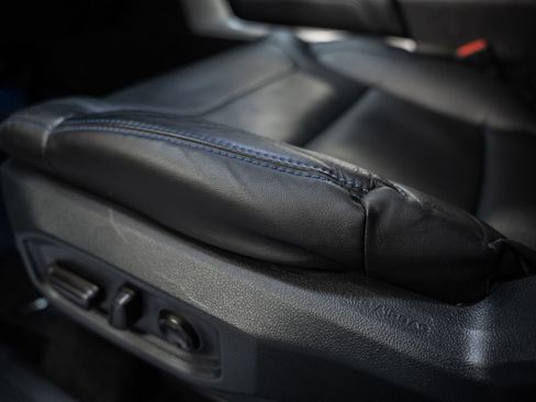 Used 2023 Toyota Tundra Platinum image 43