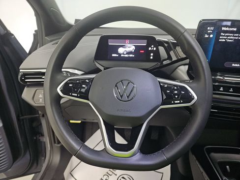 Used 2023 Volkswagen ID.4 Pro S AWD/4WD image 5