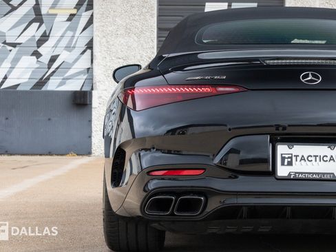 Used 2022 Mercedes-Benz SL 63 AMG 4MATIC image 14