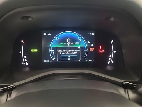 Used 2025 Toyota Camry SE image 31