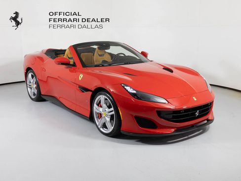 Used 2020 Ferrari Portofino image 1