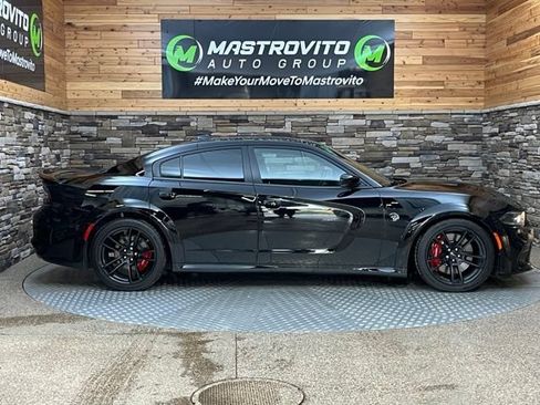 Used 2020 Dodge Charger SRT Hellcat w/ Harman/Kardon Audio Group RWD image 15