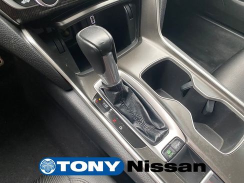 Used 2020 Honda Accord Sport image 35