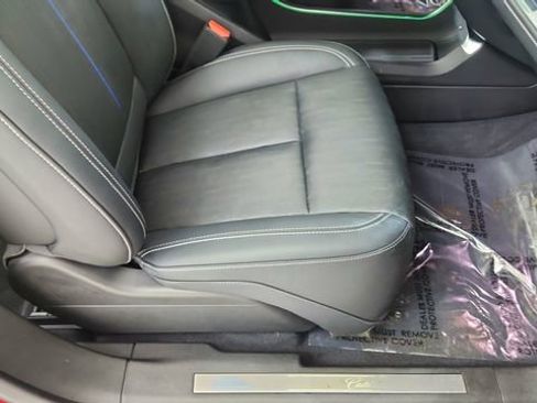 Used 2024 Cadillac Lyriq Sport image 24