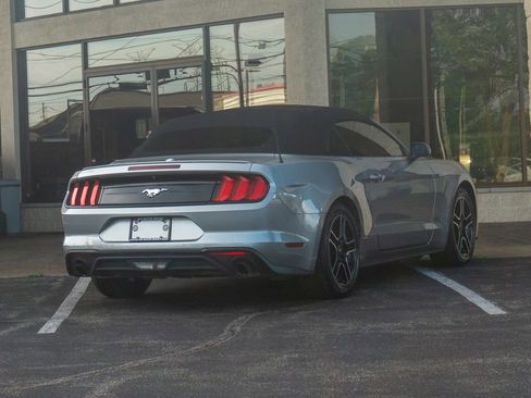 Used 2020 Ford Mustang Premium RWD image 3