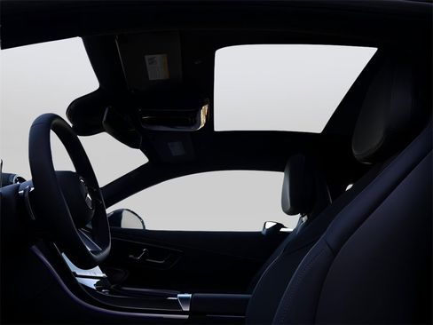 Certified 2025 Mercedes-Benz CLE 300 4MATIC Coupe image 38