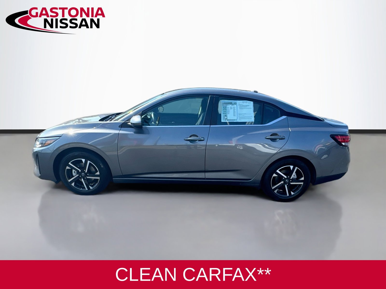 Used 2024 Nissan Sentra SV FWD image 5
