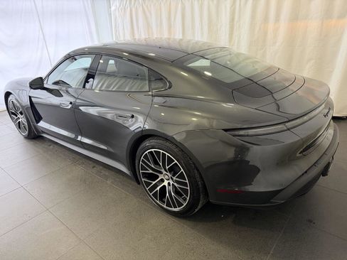 Used 2023 Porsche Taycan 4S image 3