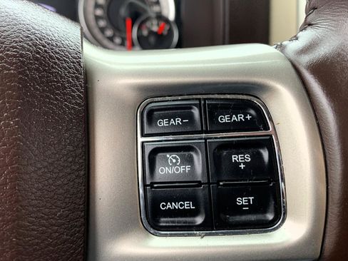 Used 2015 RAM 1500 Laramie w/ Convenience Group AWD/4WD image 17