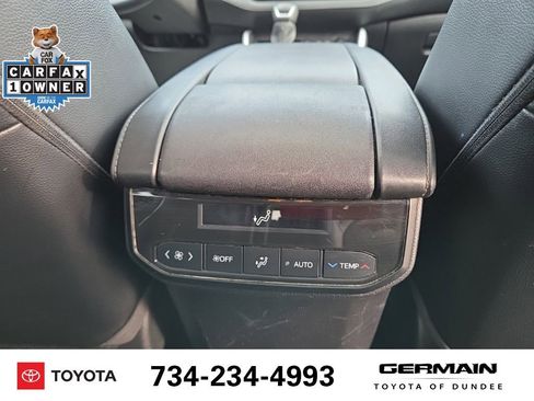 Used 2022 Toyota Highlander XLE image 20