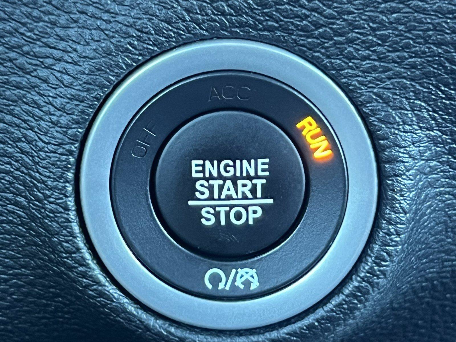 Used 2018 Dodge Challenger R/T Plus RWD image 29