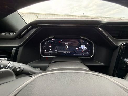 Used 2024 GMC Sierra 1500 AT4 w/ Technology Package image 15