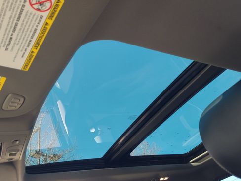 Used 2018 Ford F250 Lariat w/ Lariat Ultimate Package image 16