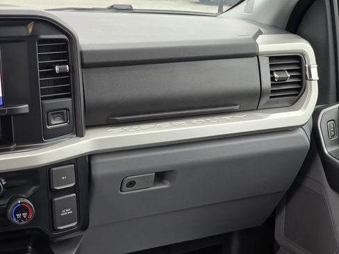 Used 2025 Ford F350 XLT image 33