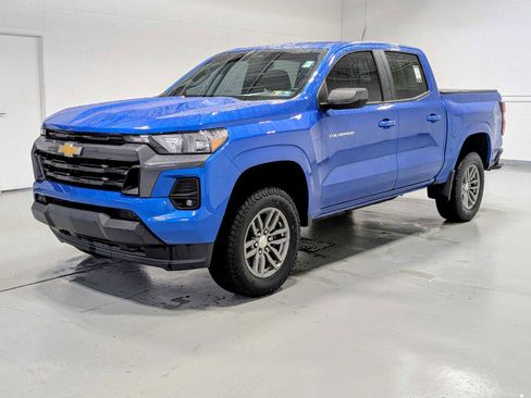Used 2023 Chevrolet Colorado LT w/ LT Convenience Package AWD/4WD image 1