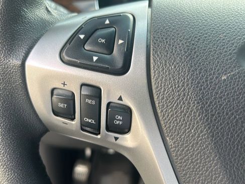 Used 2019 Ford Taurus Limited image 20