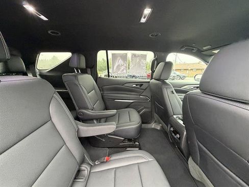 Used 2026 Chevrolet Traverse LT AWD/4WD image 19