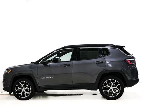 Used 2024 Jeep Compass Limited AWD/4WD image 5