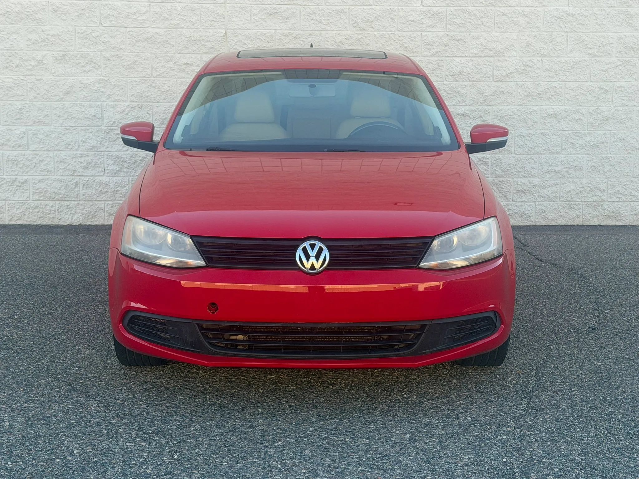 Used 2012 Volkswagen Jetta TDI FWD image 2
