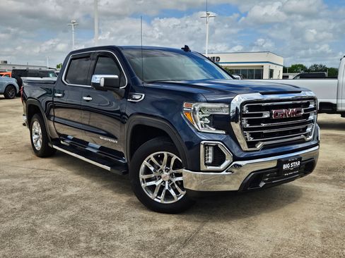 Used 2022 GMC Sierra 1500 SLT image 1