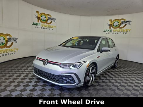 Used 2022 Volkswagen GTI SE FWD image 3