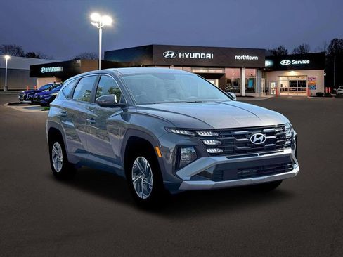 New 2026 Hyundai Tucson Blue SE AWD/4WD image 11