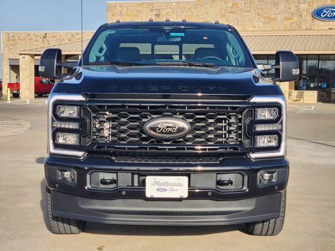 New 2026 Ford F250 Lariat w/ Black Appearance Package image 6