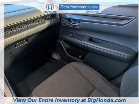 Used 2024 Honda CR-V LX image 18