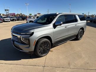 New 2026 Chevrolet Suburban Premier video 2