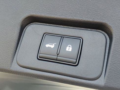 New 2026 Nissan Rogue SV image 8