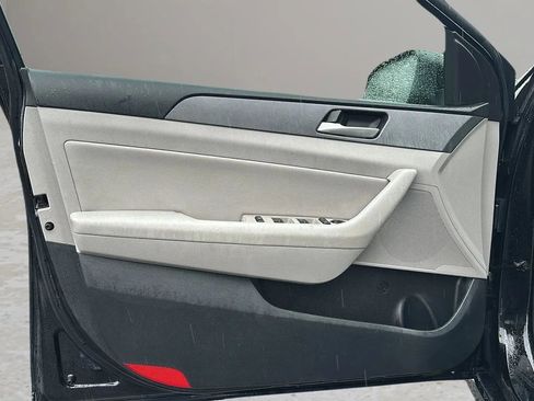 Used 2018 Hyundai Sonata SEL image 19