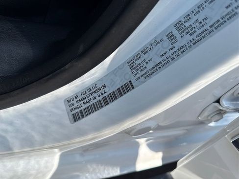 Used 2023 RAM 1500 Limited w/ Body Color Bumper Group image 17