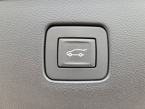 Used 2024 Buick Envista Sport Touring w/ Convenience I Package image 8