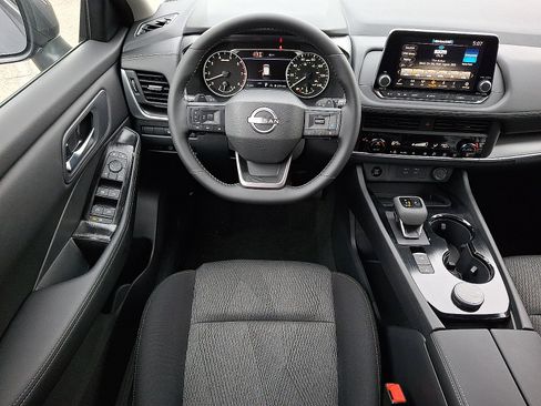 New 2026 Nissan Rogue SV w/ Cold Weather Package AWD/4WD image 7