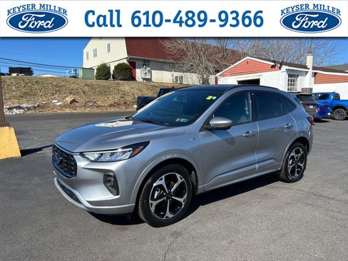 Certified 2023 Ford Escape ST-Line Select w/ Tech Pack #2 image 1