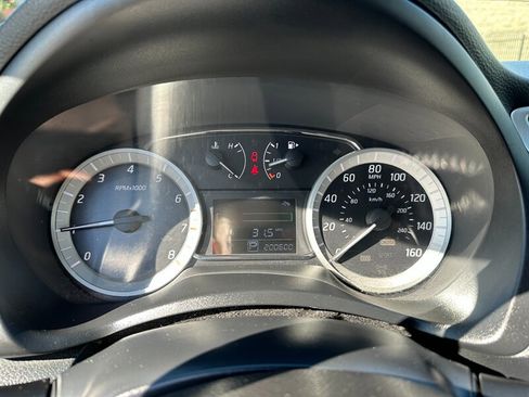 Used 2015 Nissan Sentra SV image 18