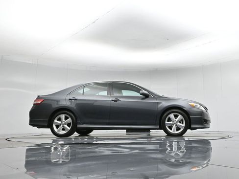 Used 2010 Toyota Camry SE image 46