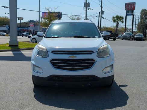 Used 2017 Chevrolet Equinox LT w/ Convenience Package image 10