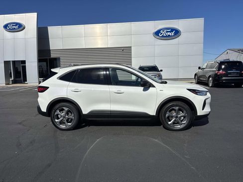 New 2026 Ford Escape ST-Line w/ Tech Pack #1 image 8