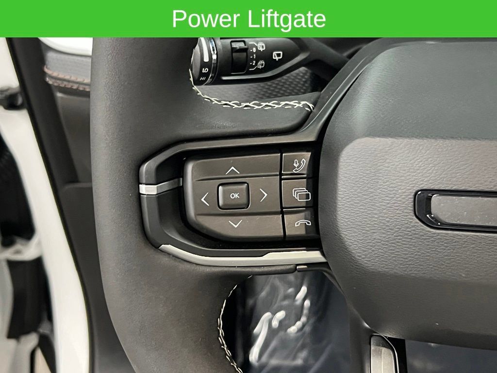 Used 2026 Jeep Cherokee Limited AWD/4WD image 18